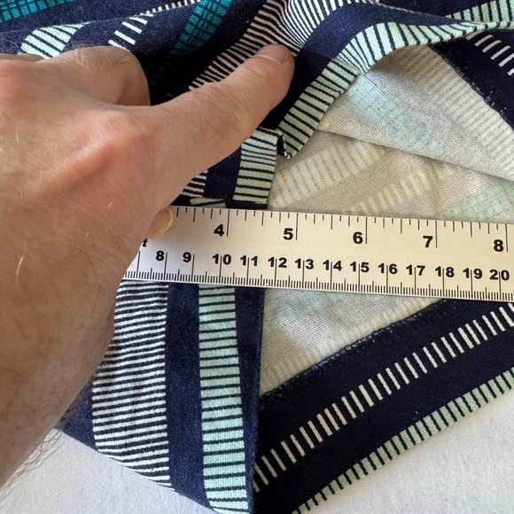 Banana Republic Factory Women's 8 Chino Style Striped Casual Walking Shorts - Picture 9 of 11